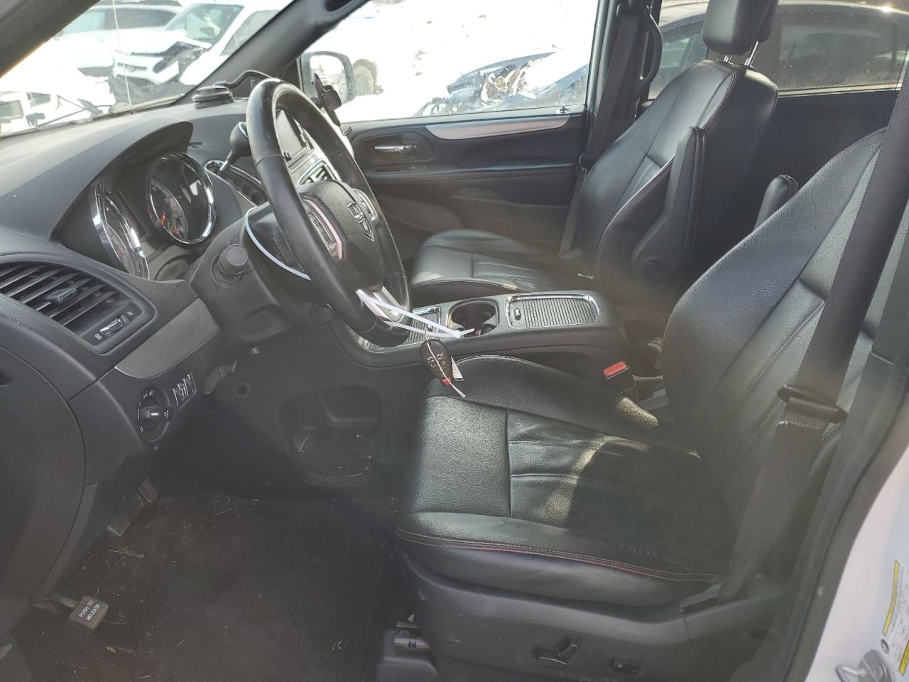 2019 Dodge Caravan VIN 2C4RDGEG8KR647961 Copart auction photo, front end / rear end damage thumbnail 7