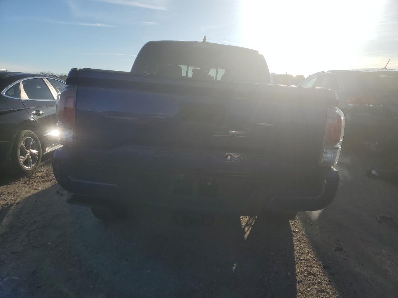 2022 Toyota Tacoma VIN 3TMCZ5AN0NM489045 Copart auction photo, front end damage thumbnail 6