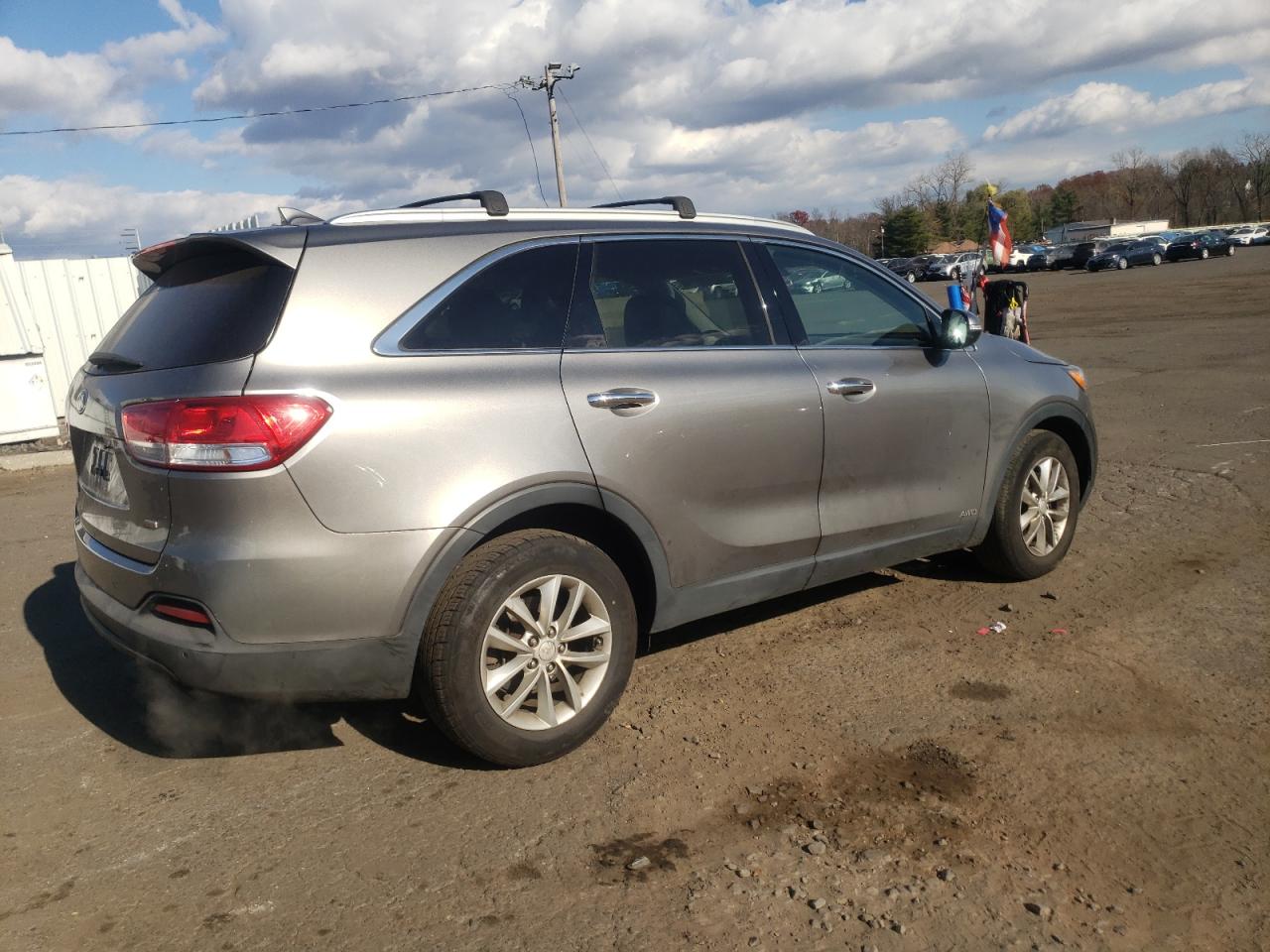 2016 KIA Sorento VIN 5XYPGDA35GG055851 Copart auction photo, side / front end damage thumbnail 3