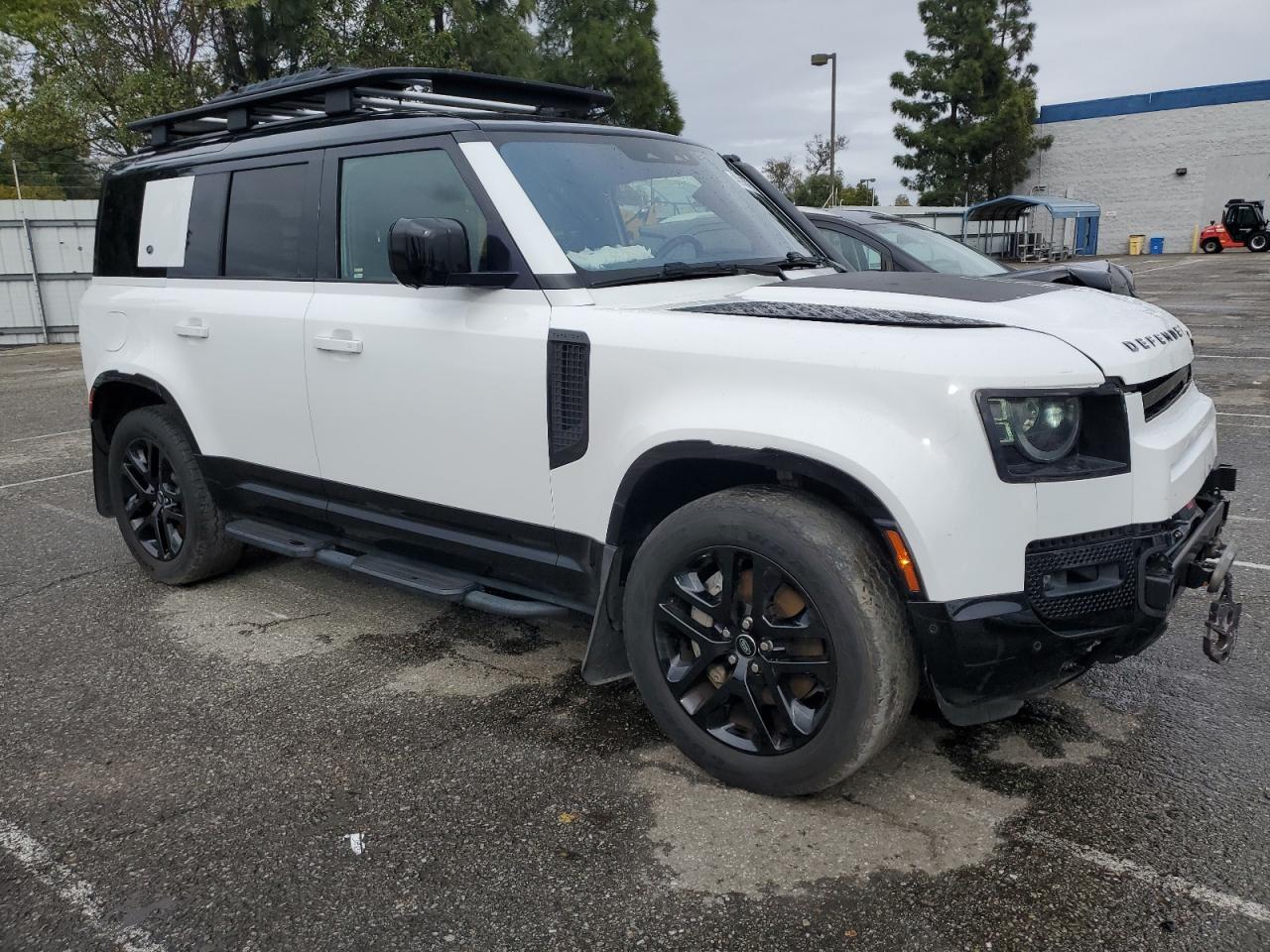 2022 Land Rover Defender VIN SALE3ERU5N2078911 Copart auction photo, front end damage thumbnail 4