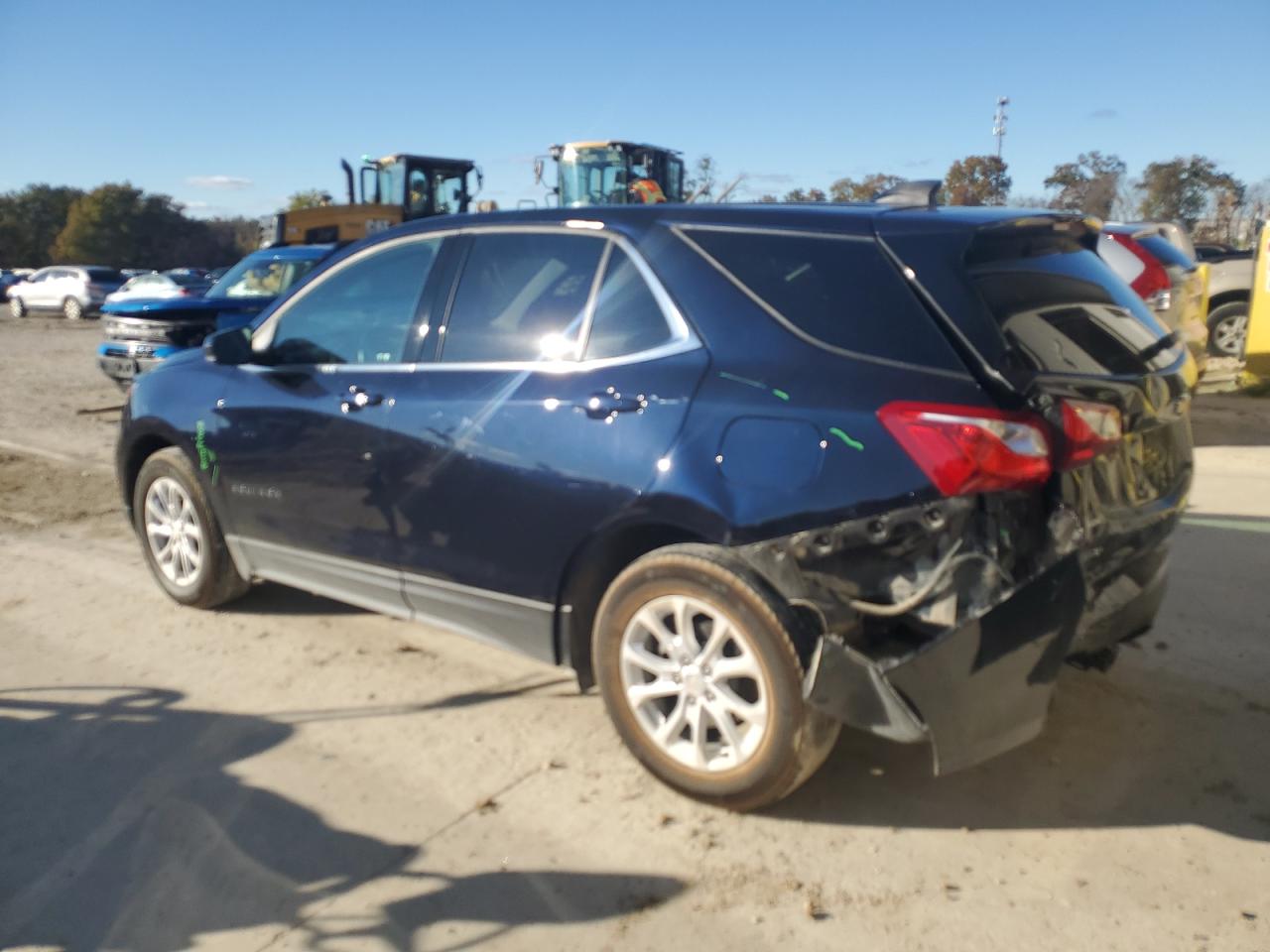 2020 Chevrolet Equinox VIN 3GNAXKEV5LS733620 Copart auction photo, rear end / front end damage thumbnail 2