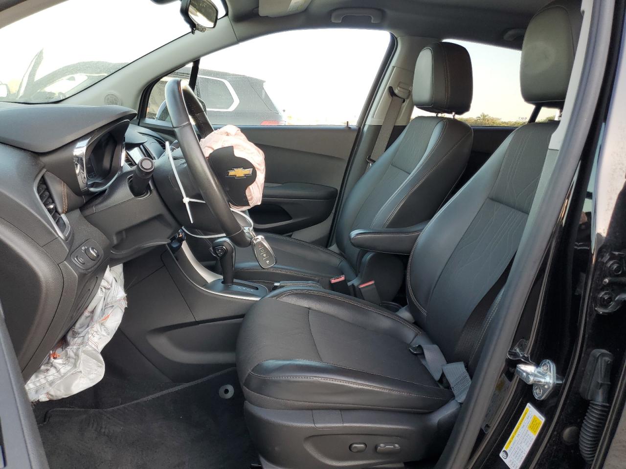 2021 Chevrolet Trax VIN KL7CJPSB9MB357377 Copart auction photo, front end damage thumbnail 7