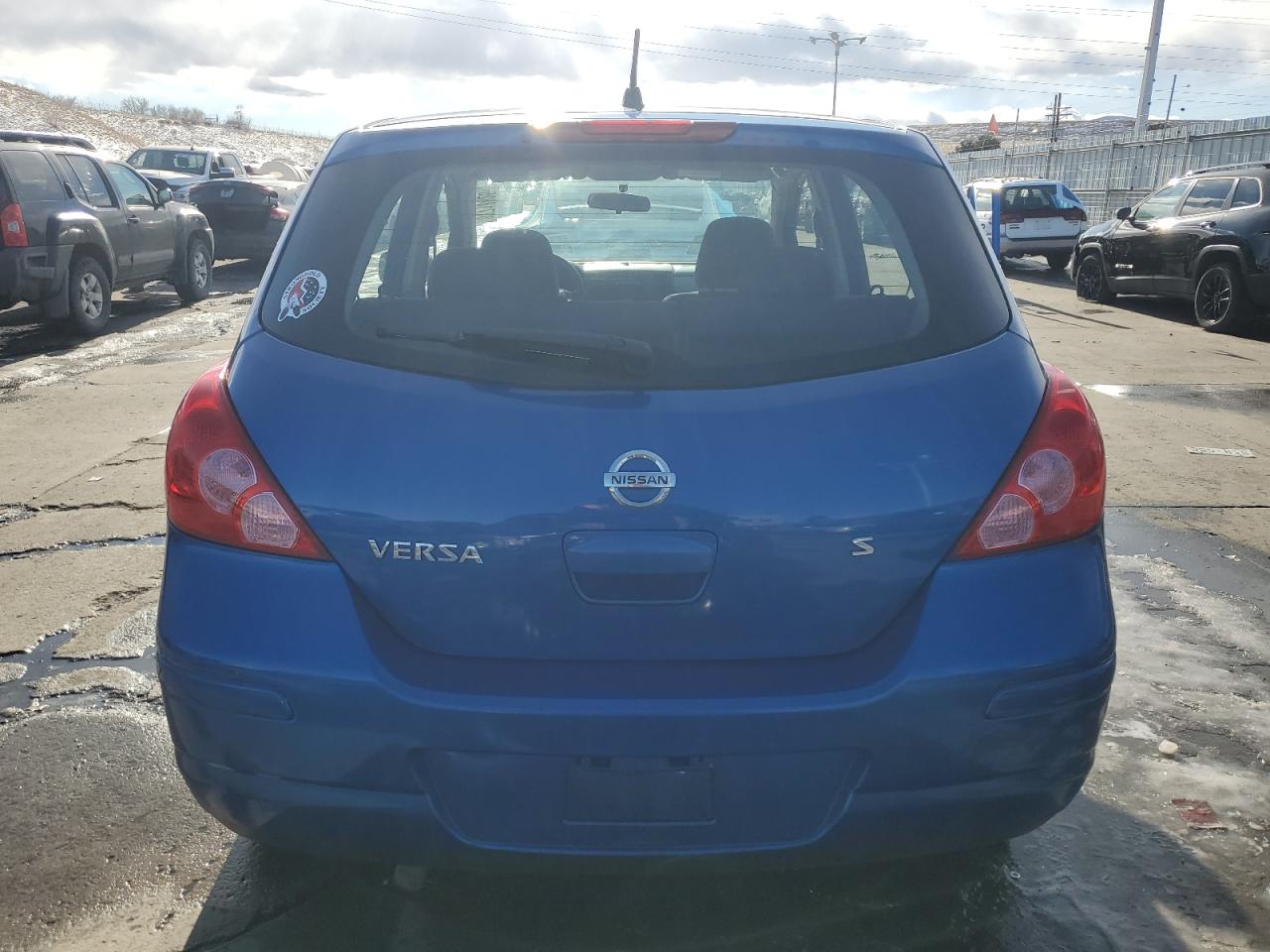 2007 Nissan Versa VIN 3N1BC13E97L437749 Copart auction photo, front end / hail damage thumbnail 6