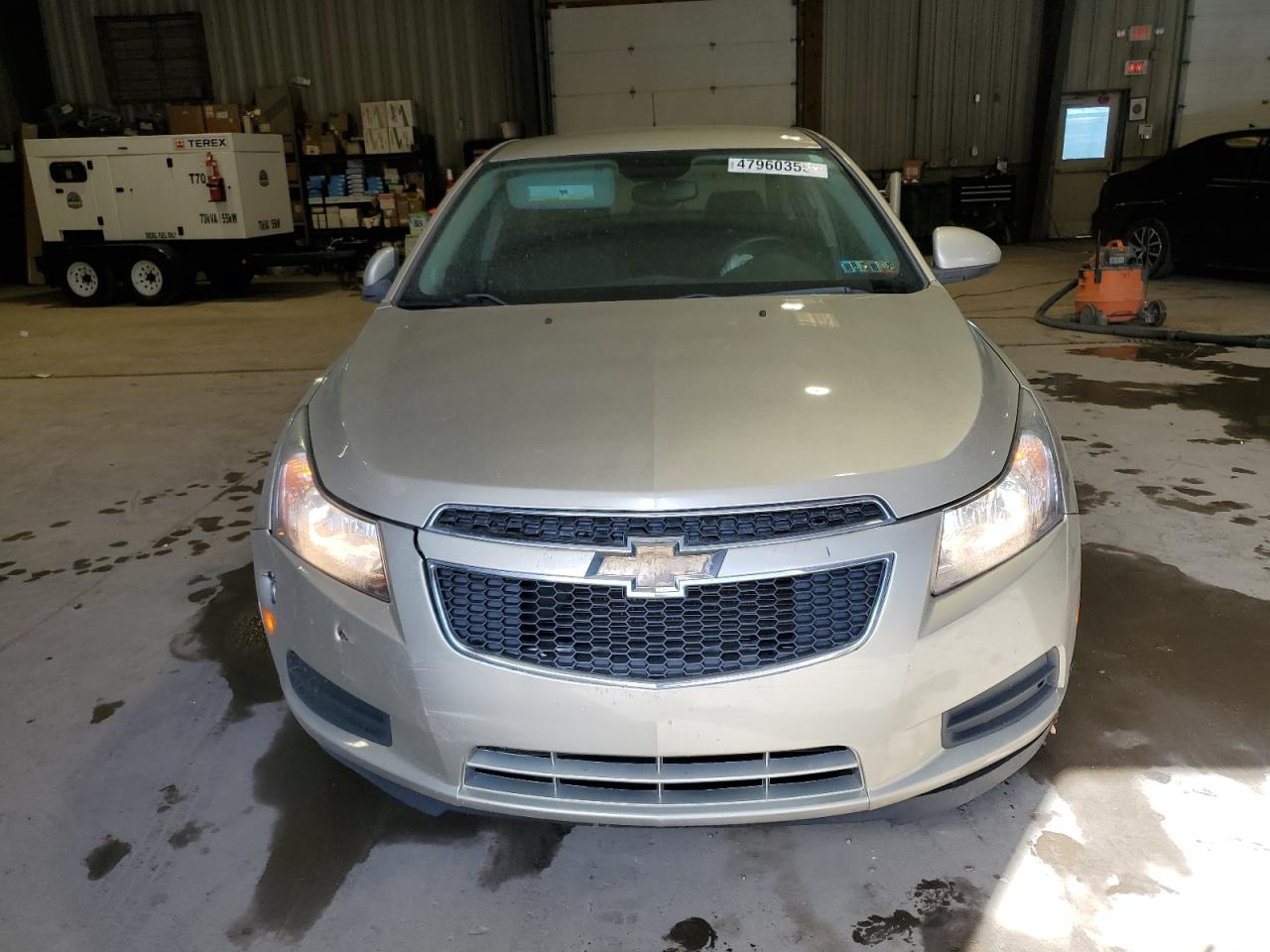 2014 Chevrolet Cruze VIN 1G1PC5SB7E7366854 Copart auction photo, front end damage thumbnail 5