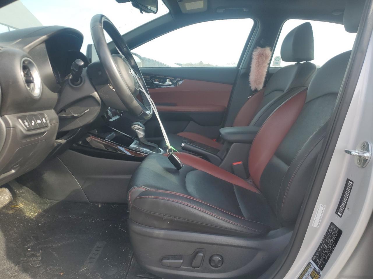 2020 KIA Forte VIN 3KPF54AD0LE211411 Copart auction photo, rear end / minor dent/scratches damage thumbnail 7