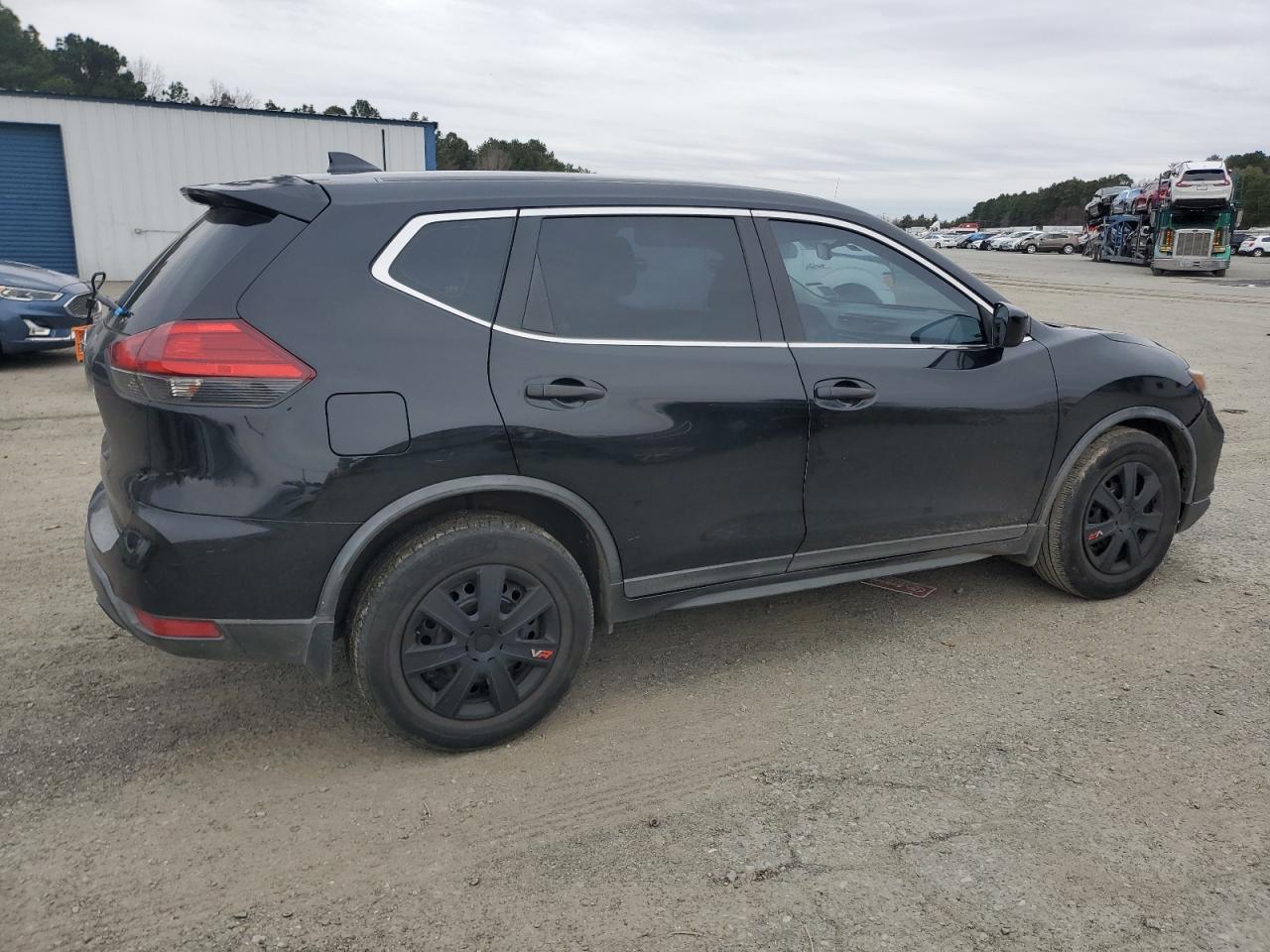 2017 Nissan Rogue VIN KNMAT2MT8HP598501 Copart auction photo, rear end / minor dent/scratches damage thumbnail 3