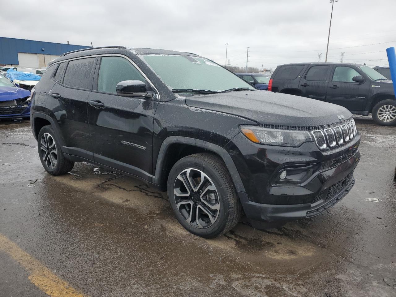2022 Jeep Compass VIN 3C4NJDCB0NT186172 Copart auction photo, front end damage thumbnail 4