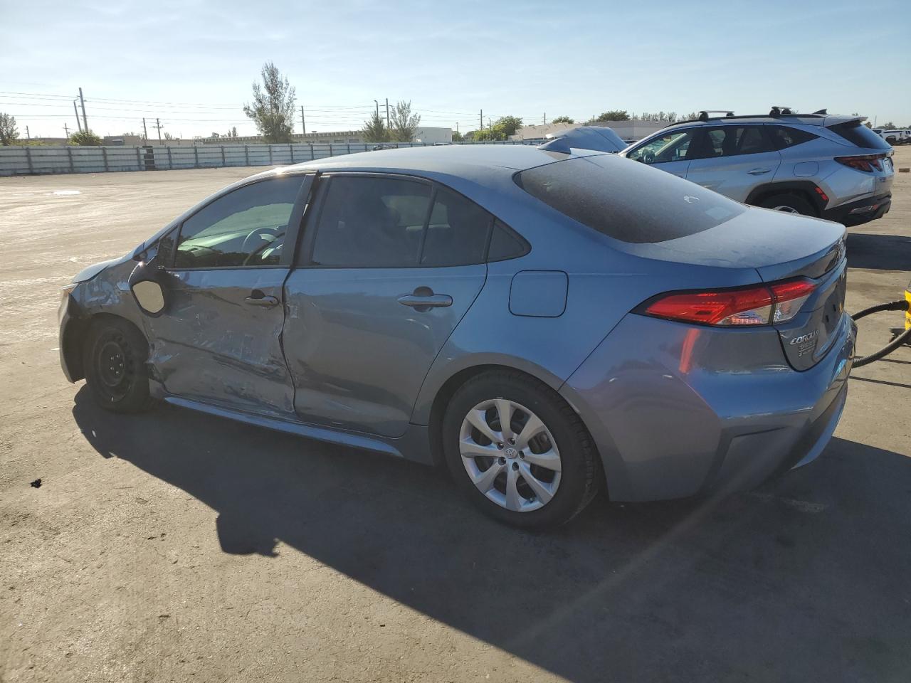 2021 Toyota Corolla VIN 5YFEPMAE8MP226057 Copart auction photo, front end / side damage thumbnail 2