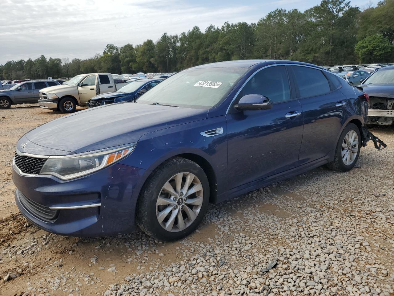 2017 KIA Optima VIN 5XXGT4L3XHG130297