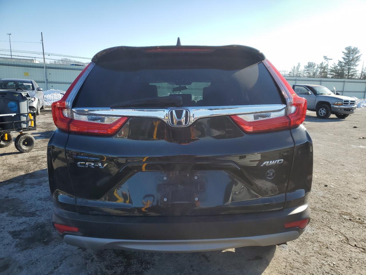 2019 Honda CR-V VIN 7FARW2H52KE017280 Copart auction photo, front end / side damage thumbnail 6