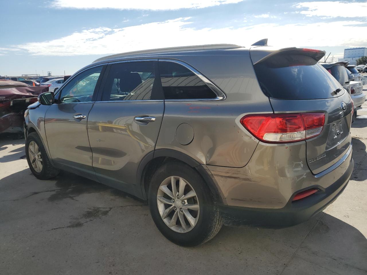 2017 KIA Sorento VIN 5XYPG4A39HG246190 Copart auction photo, all over damage thumbnail 2