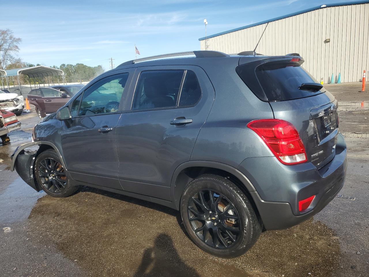 2022 Chevrolet Trax VIN KL7CJPSM5NB565811 Copart auction photo, front end damage thumbnail 2