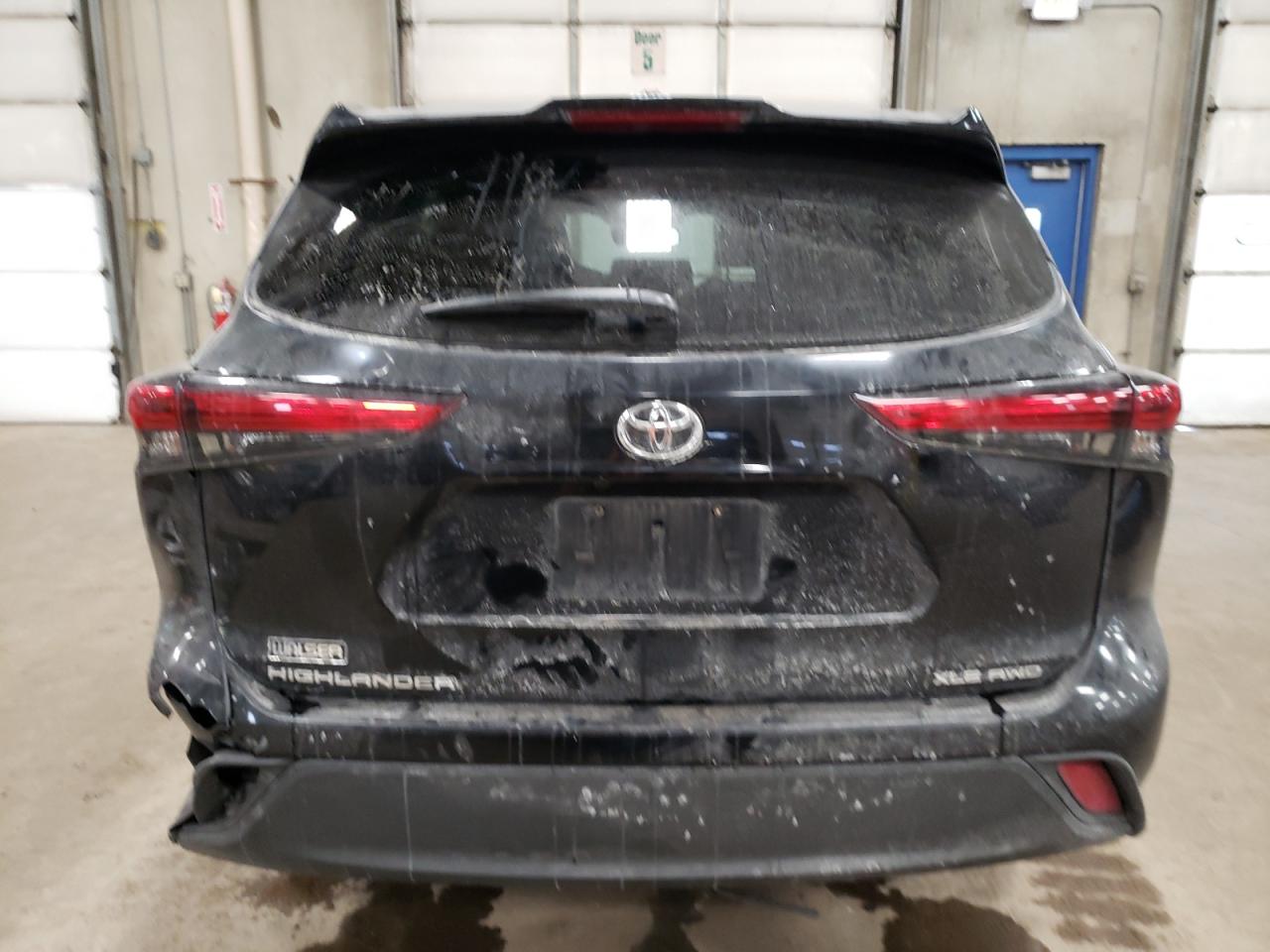 2021 Toyota Highlander VIN 5TDGZRBH8MS559732 Copart auction photo, rear end damage thumbnail 6