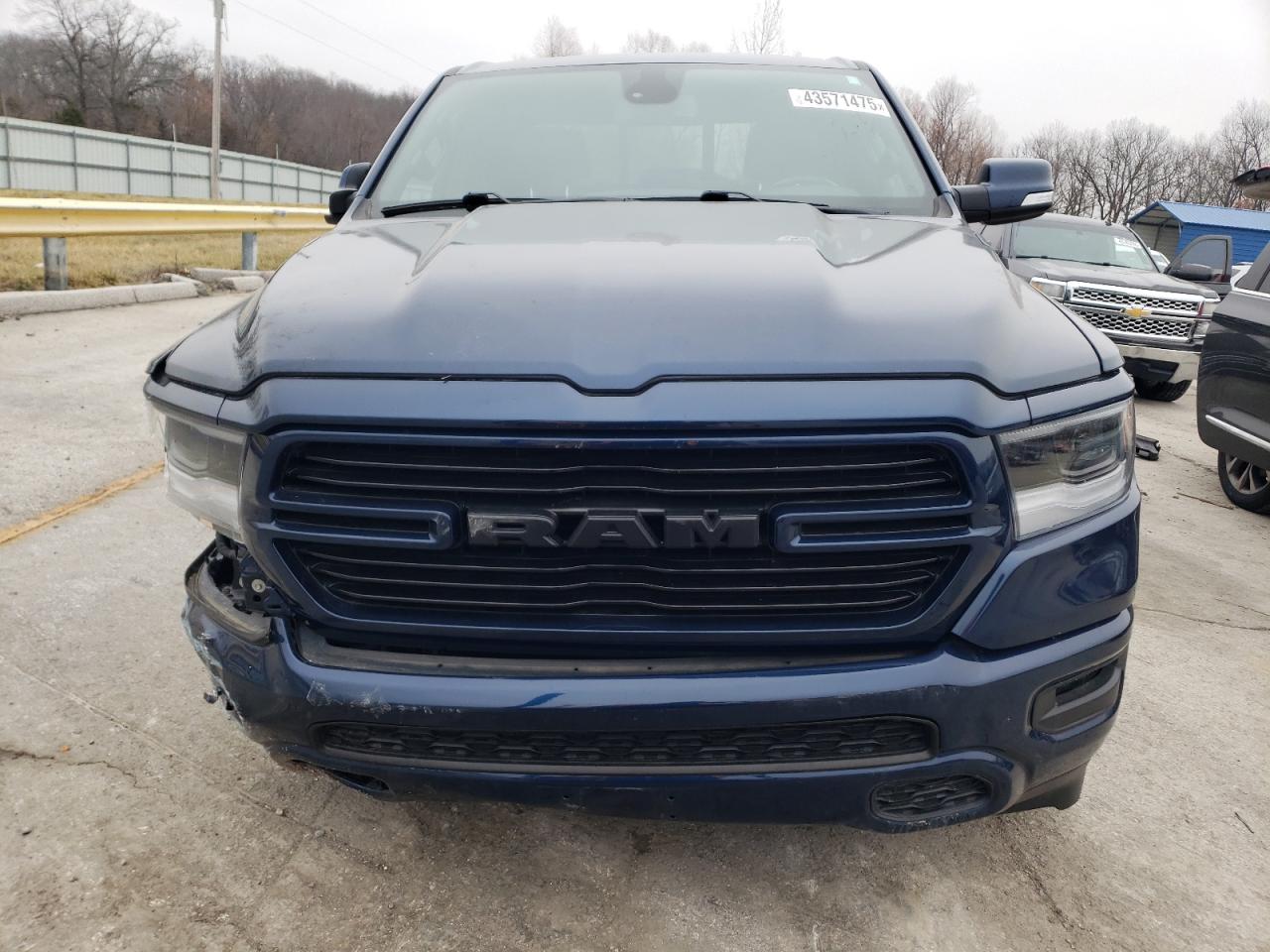 2019 RAM 1500 VIN 1C6SRFET5KN870103 Copart auction photo, front end / side damage thumbnail 5