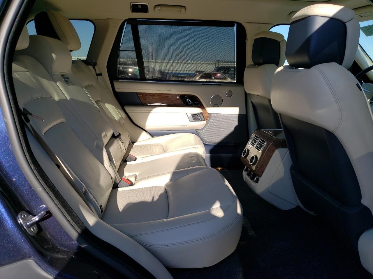 2019 Land Rover Range Rover VIN SALGS5RE1KA555985 Copart auction photo, front end damage thumbnail 12
