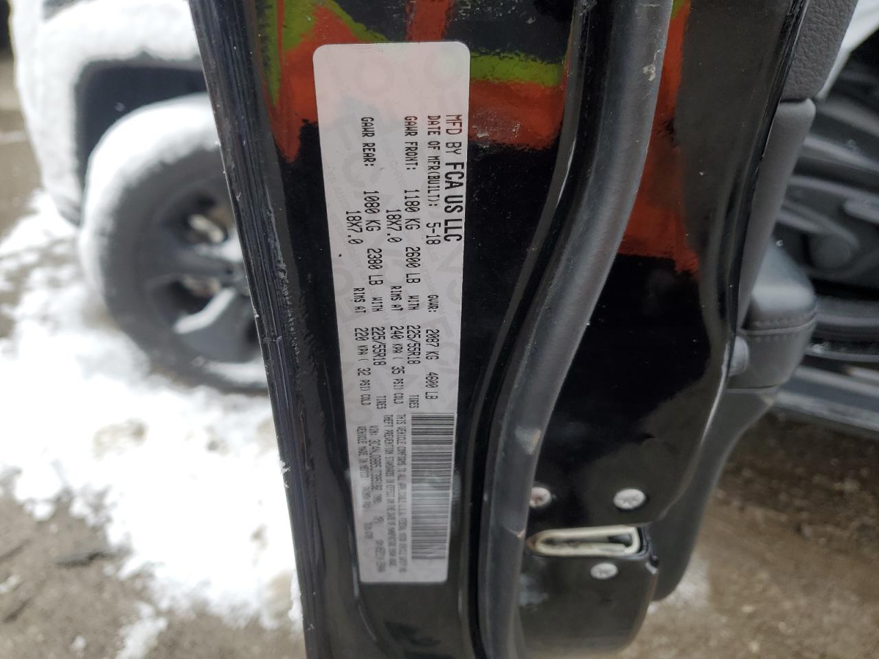 2018 Jeep Compass VIN 3C4NJDBB5JT395192 Copart auction photo, side / minor dent/scratches damage thumbnail 15