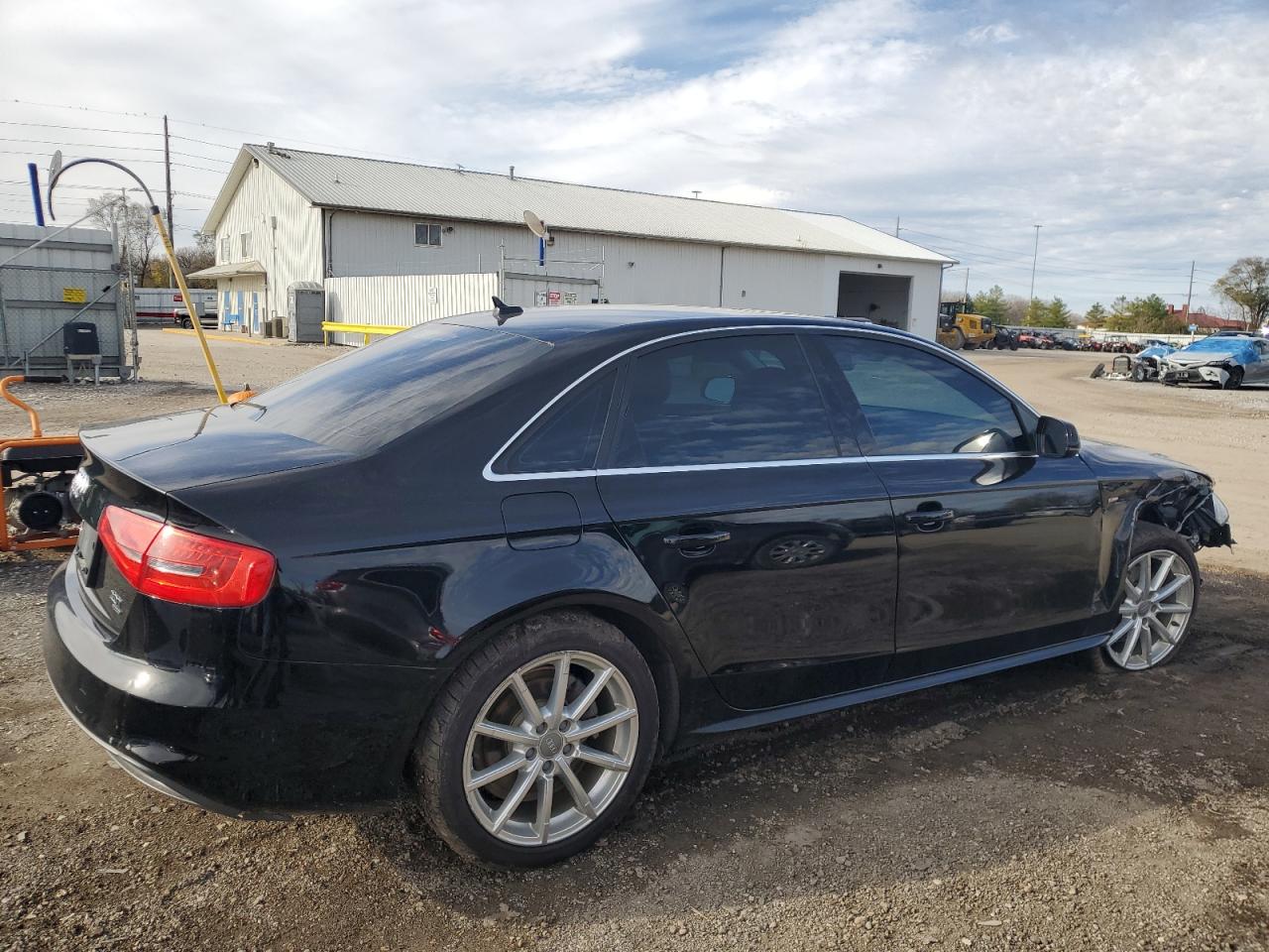 2015 Audi A4 VIN WAUBFAFL9FN005513 Copart auction photo, front end / side damage thumbnail 3