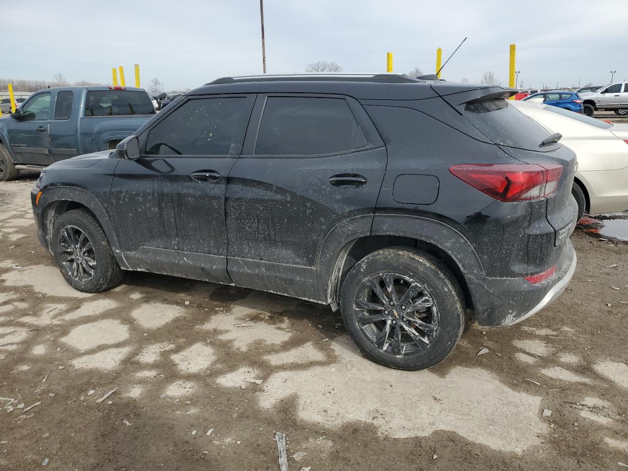 2021 Chevrolet TrailBlazer VIN KL79MRSL1MB169734 Copart auction photo, side / minor dent/scratches damage thumbnail 2