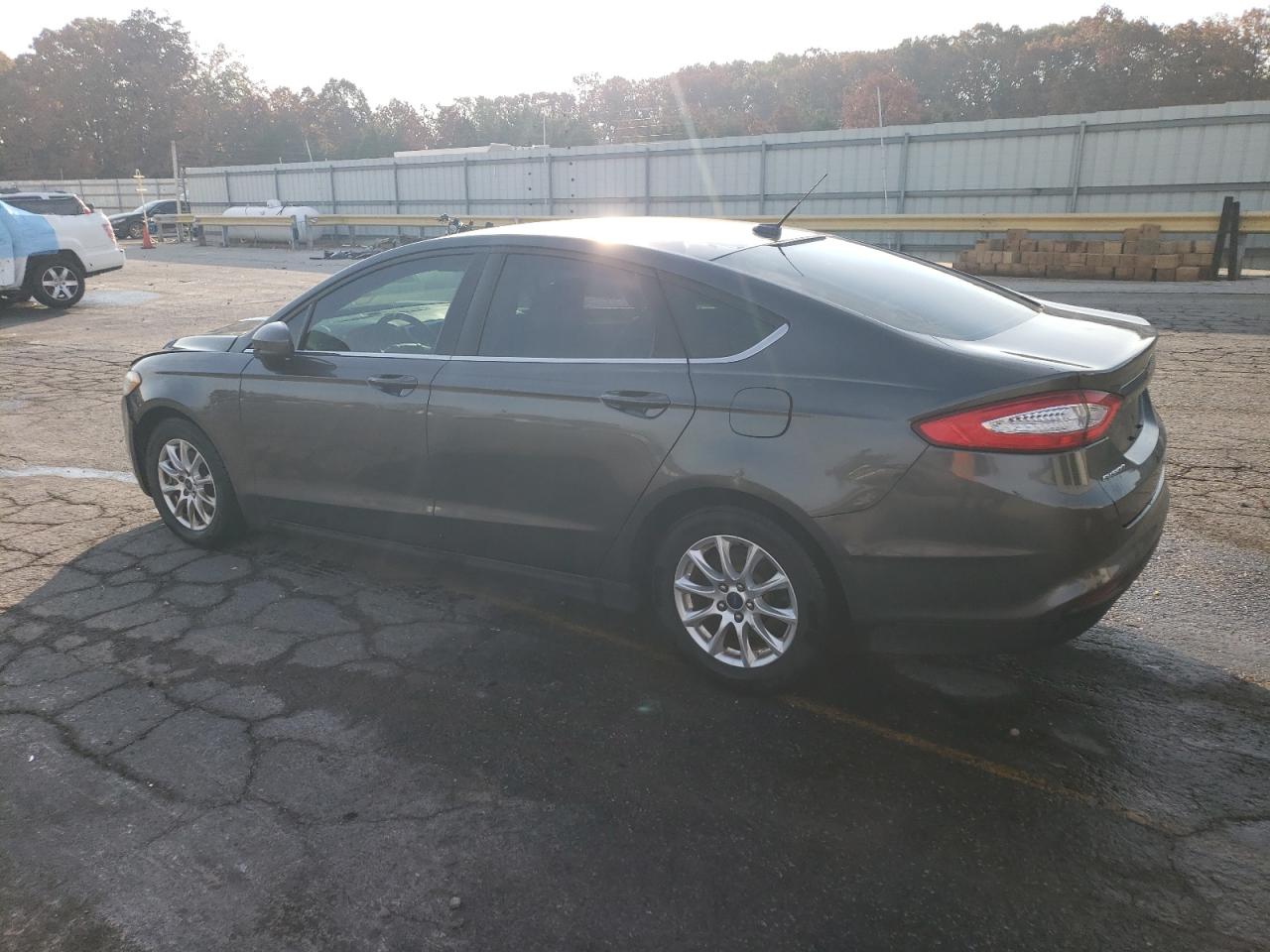 2015 Ford Fusion VIN 3FA6P0G79FR261604 Copart auction photo, front end damage thumbnail 2