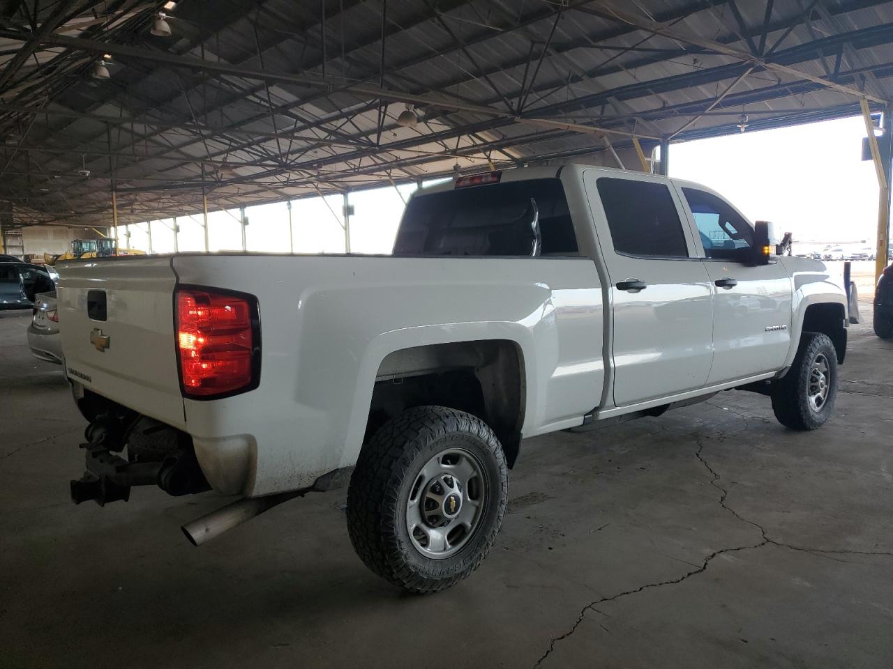 2019 Chevrolet Silverado VIN 1GC1CREG1KF247548 Copart auction photo, front end / rear end damage thumbnail 3