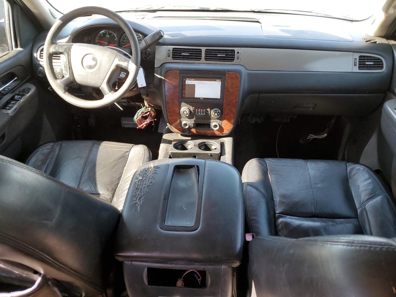 2012 Chevrolet Tahoe VIN 1GNSK2E0XCR281755 Copart auction photo, vandalism damage thumbnail 8