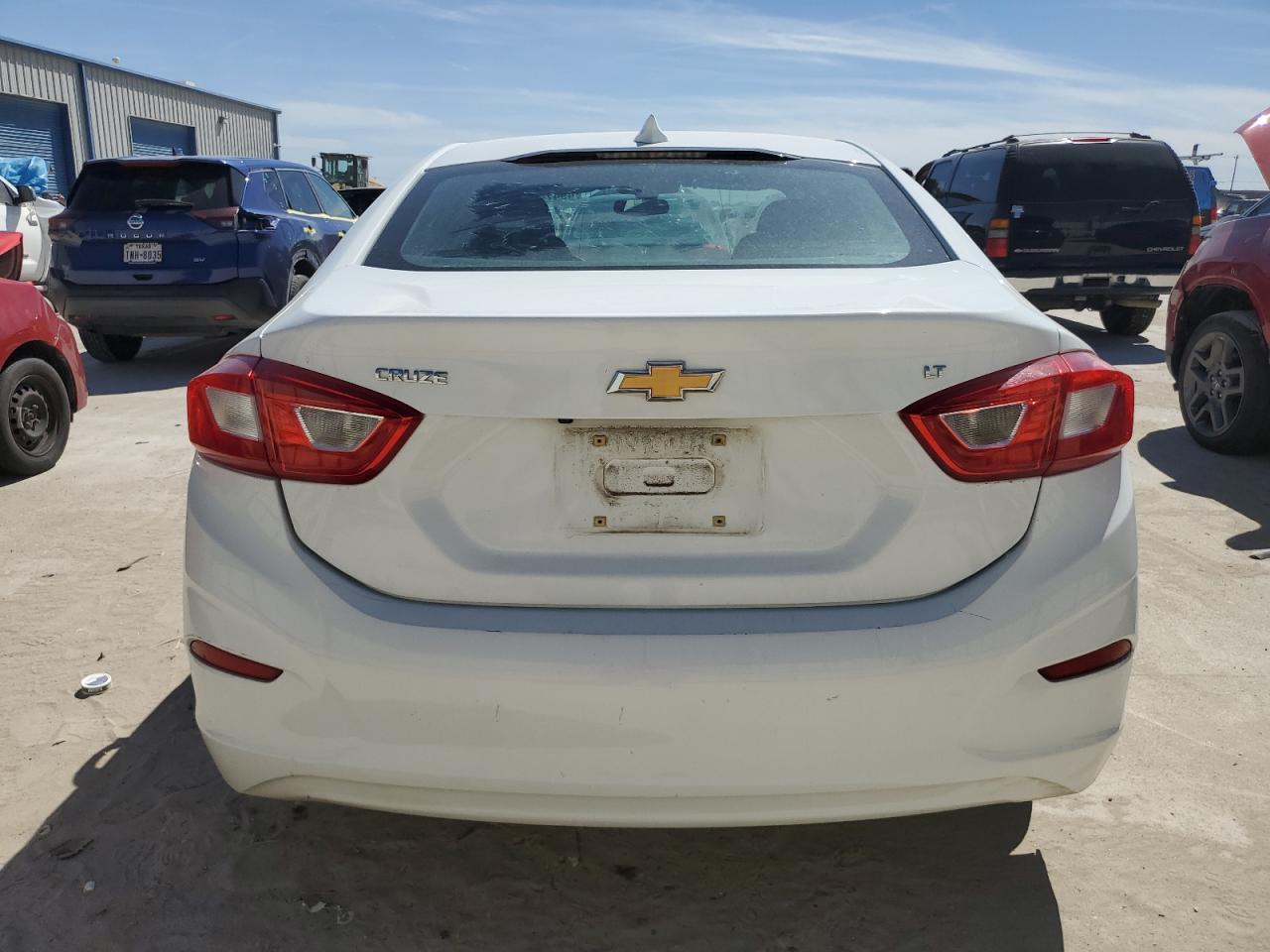2017 Chevrolet Cruze VIN 1G1BE5SM5H7226022 Copart auction photo, front end damage thumbnail 6