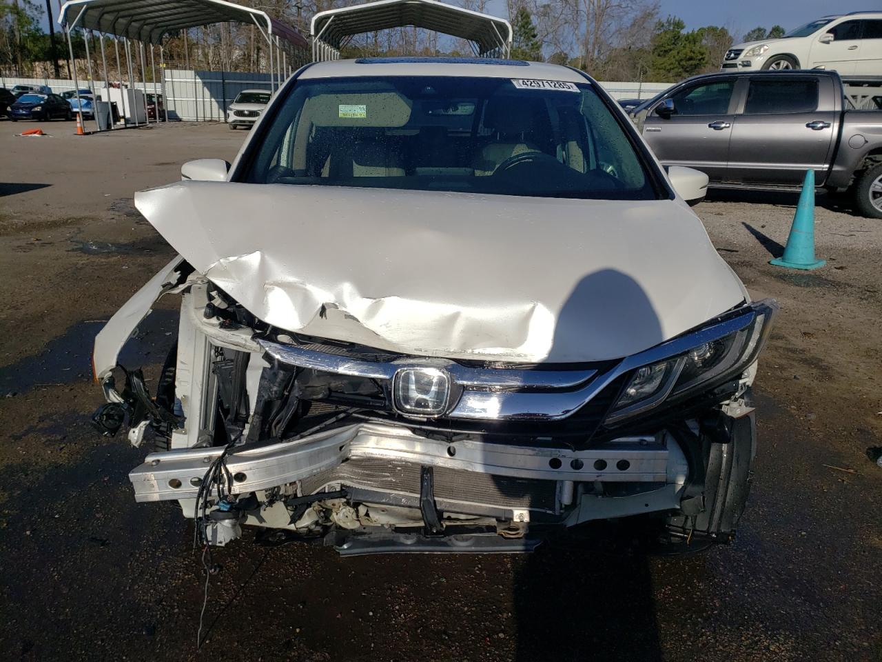 2019 Honda Odyssey VIN 5FNRL6H75KB017979 Copart auction photo, front end damage thumbnail 5