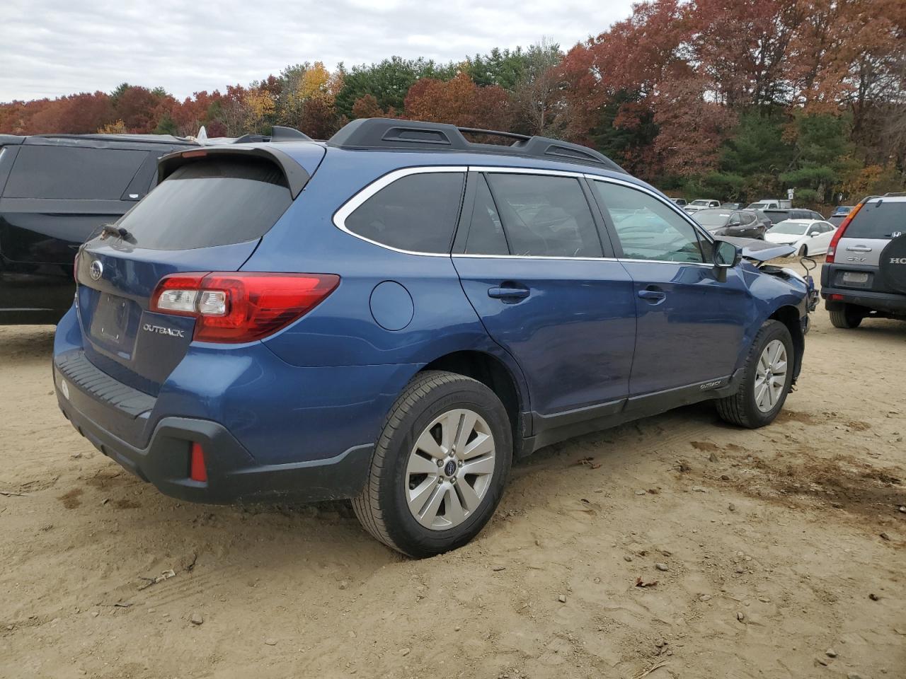 2019 Subaru Outback VIN 4S4BSAFC7K3246227 Copart auction photo, front end damage thumbnail 3