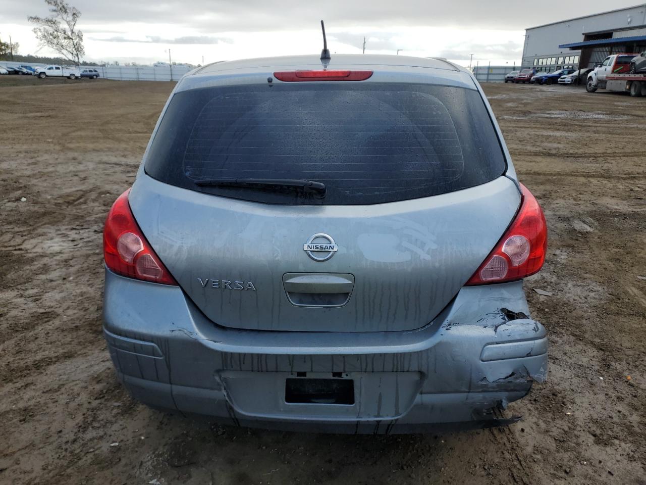 2009 Nissan Versa VIN 3N1BC13E69L381515 Copart auction photo, rear end / side damage thumbnail 6