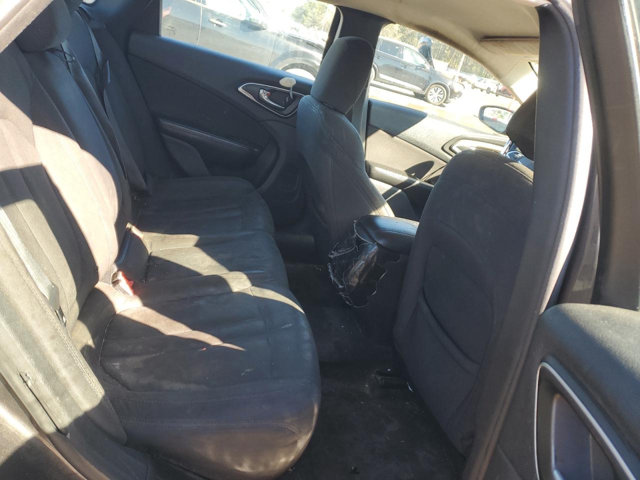 2015 Chrysler 200 VIN 1C3CCCAB4FN595621 Copart auction photo, front end / side damage thumbnail 11