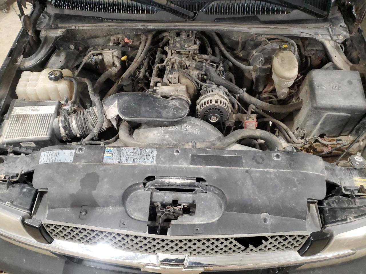 2003 Chevrolet Silverado VIN 2GCEK19T831100097 Copart auction photo, undercarriage damage thumbnail 11