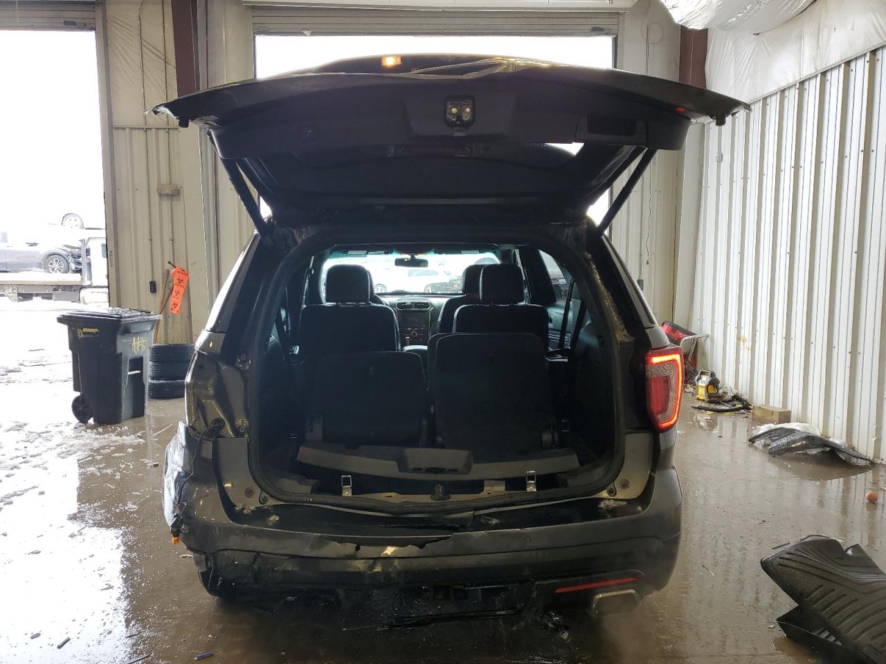 2016 Ford Explorer VIN 1FM5K8GTXGGB15734 Copart auction photo, rear end / side damage thumbnail 6