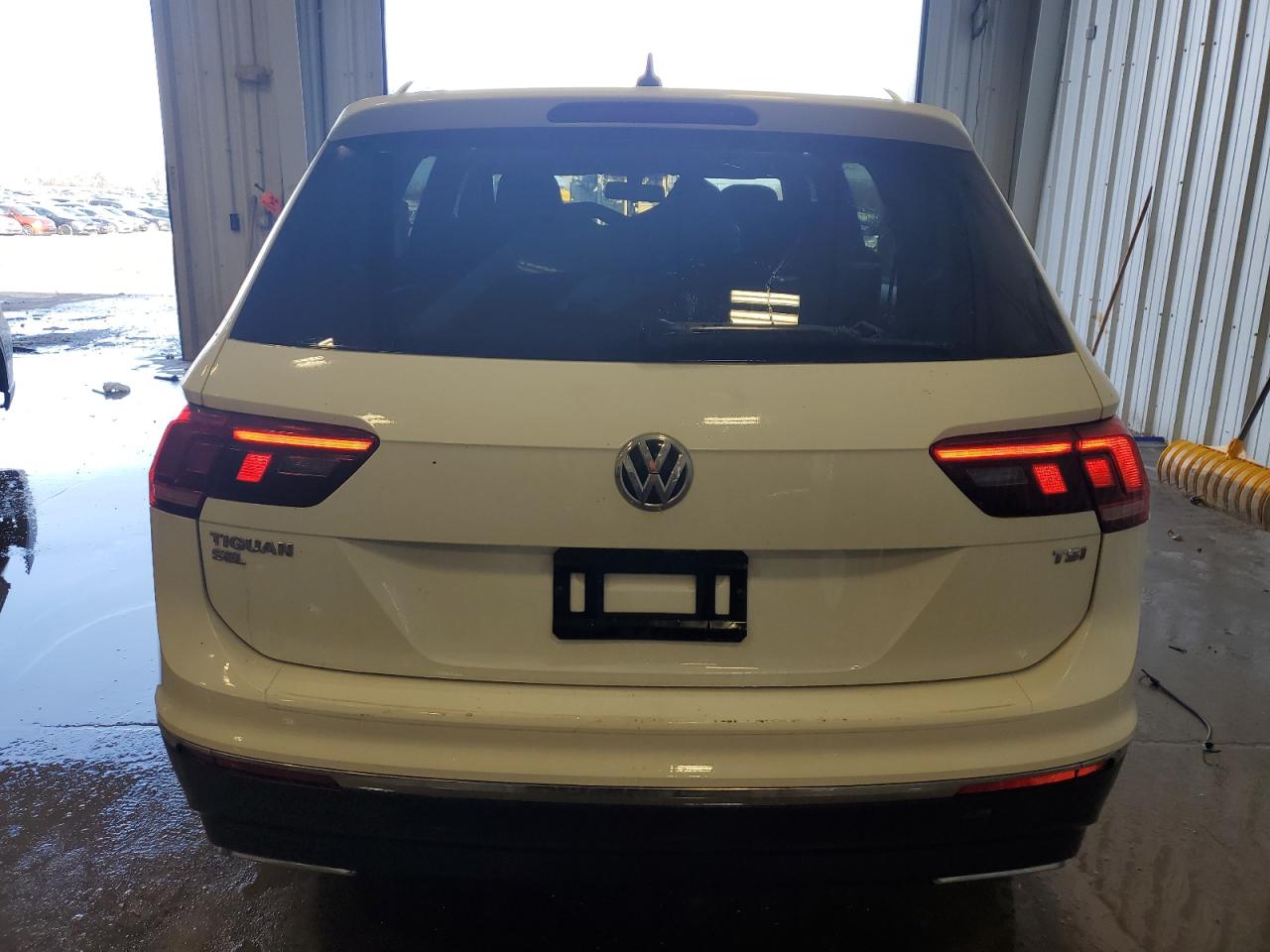 2018 Volkswagen Tiguan VIN 3VV3B7AX7JM020497 Copart auction photo, front end damage thumbnail 6