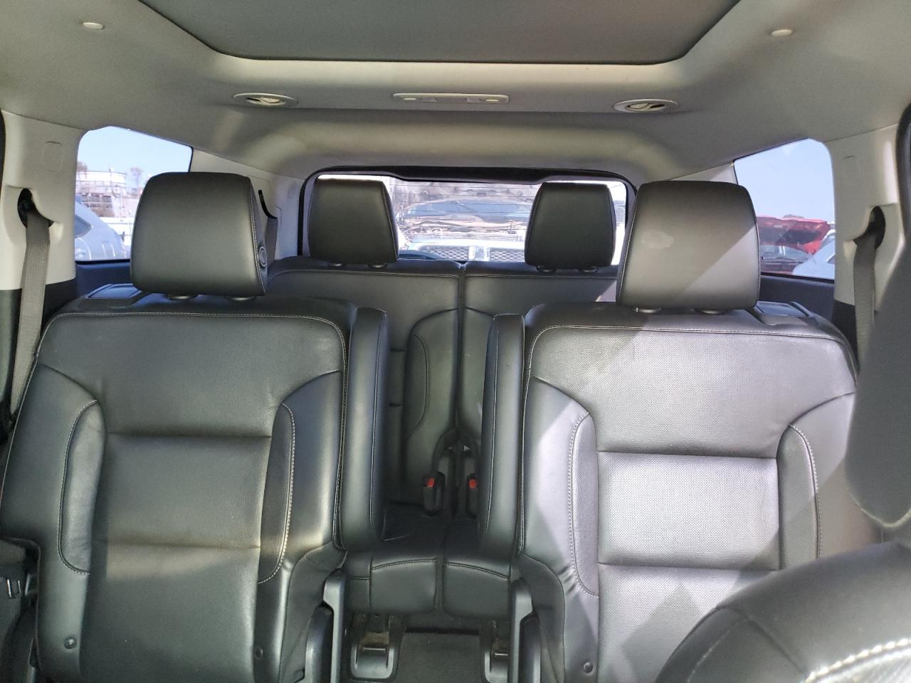 2017 GMC Acadia VIN 1GKKNNLS1HZ299692 Copart auction photo, undercarriage / minor dent/scratches damage thumbnail 10