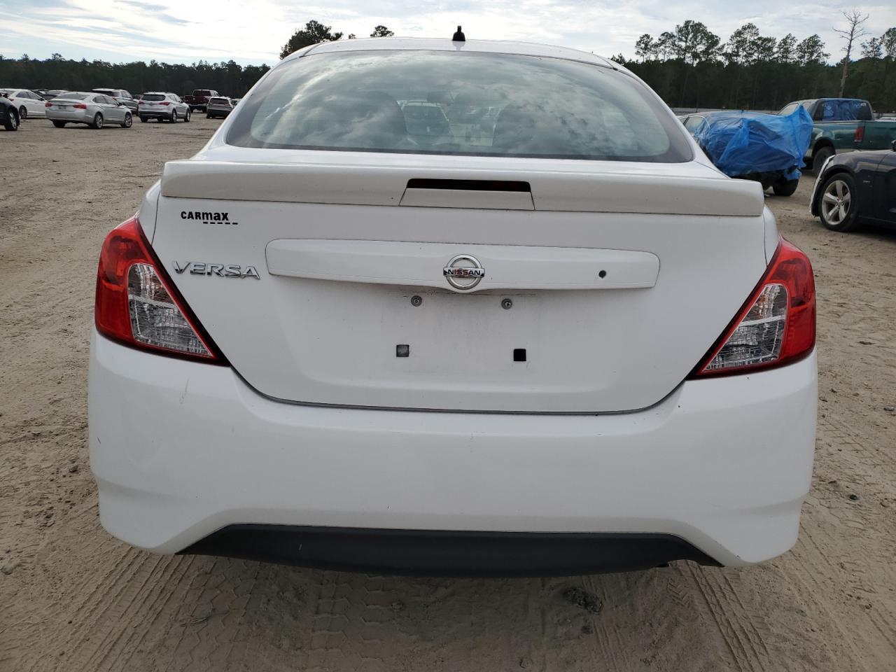 2017 Nissan Versa VIN 3N1CN7AP6HL862563 Copart auction photo, front end damage thumbnail 6