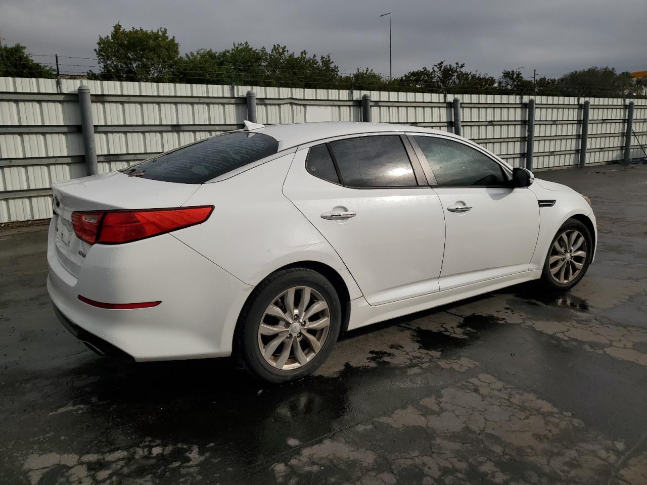 2014 KIA Optima VIN 5XXGN4A7XEG323853 Copart auction photo, top/roof damage thumbnail 3