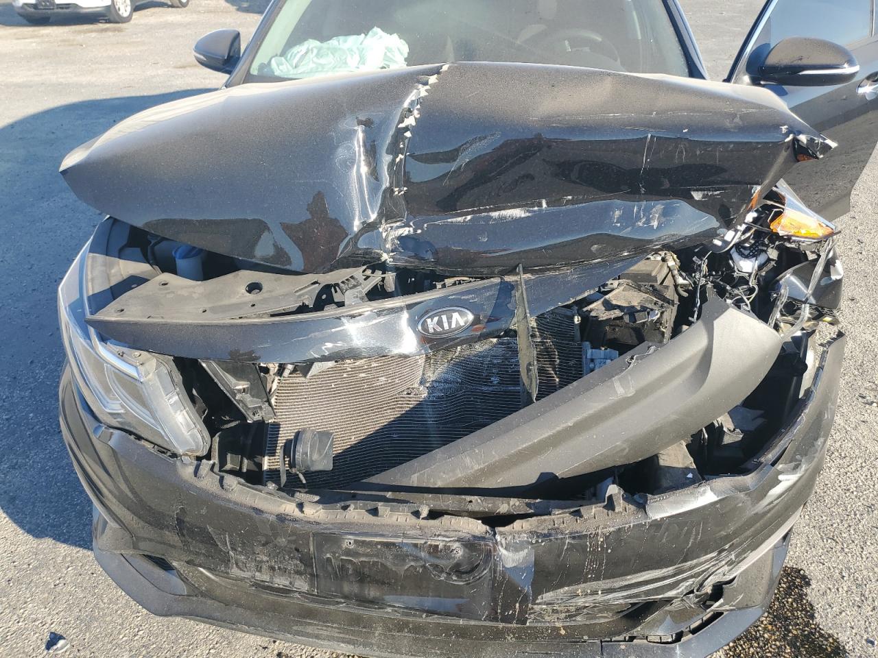 2019 KIA Optima VIN 5XXGT4L31KG341363 Copart auction photo, front end damage thumbnail 13