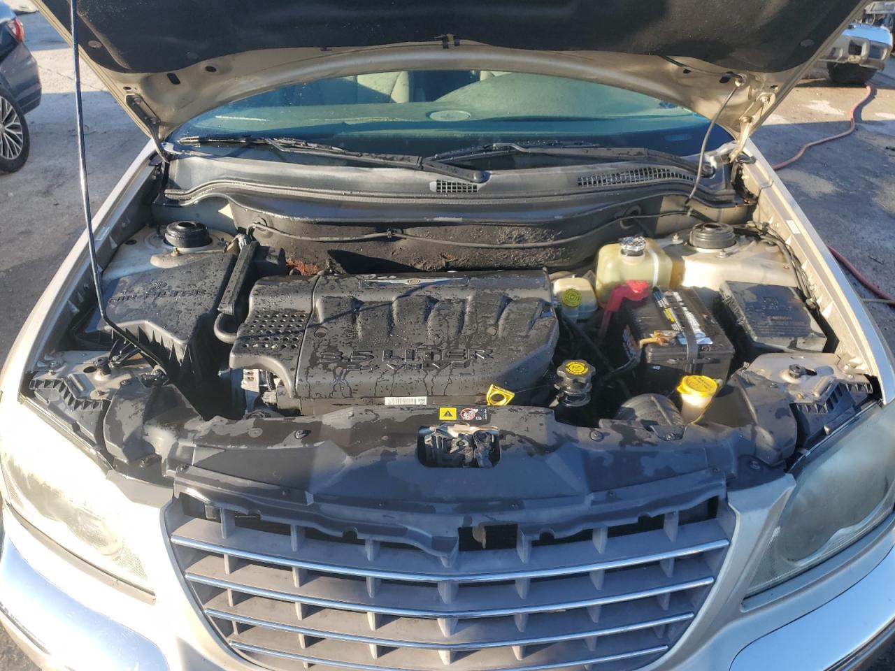 2004 Chrysler Pacifica VIN 2C8GM68474R640827 Copart auction photo, rear end damage thumbnail 12