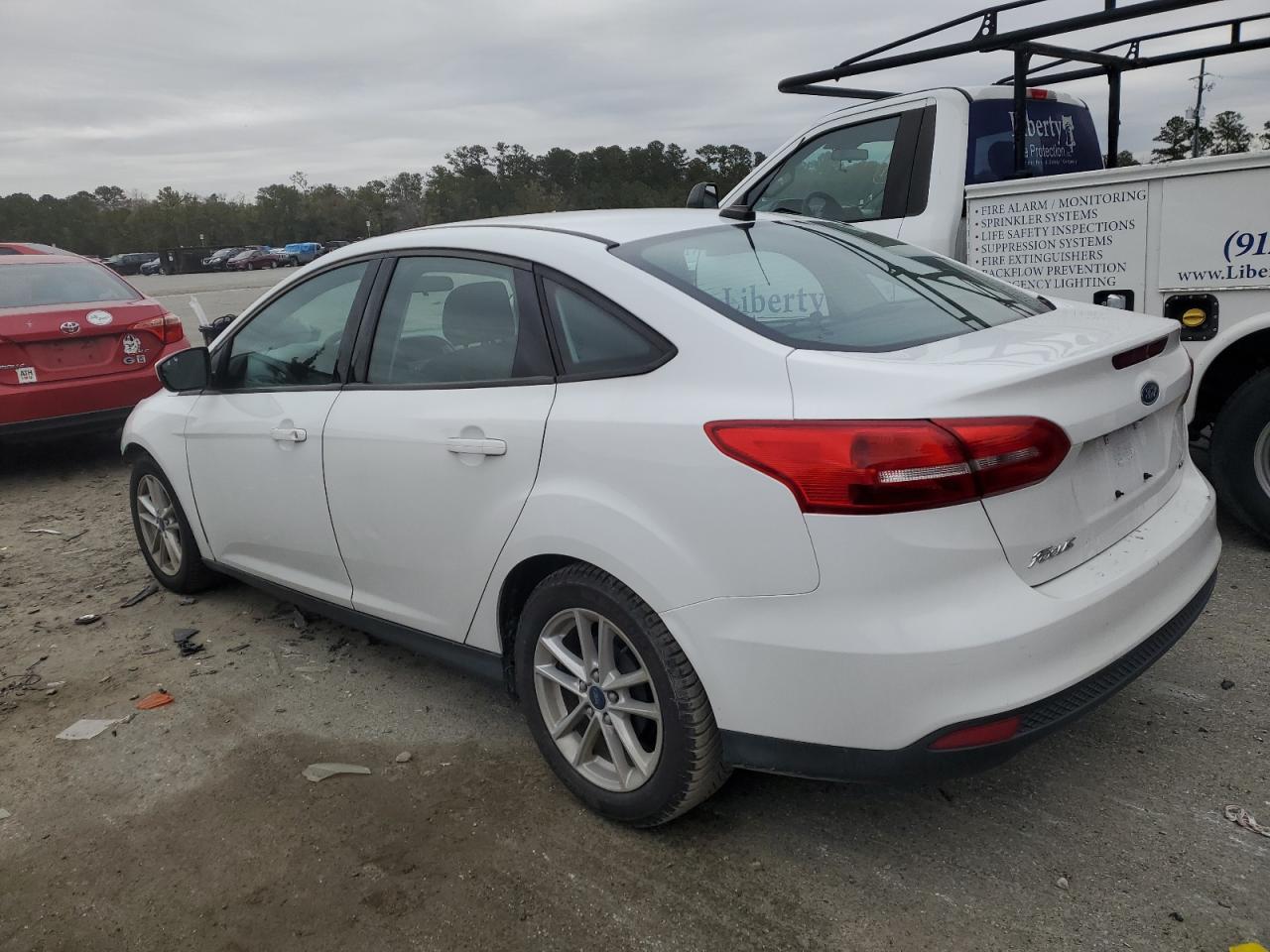 2018 Ford Focus VIN 1FADP3F27JL327587 Copart auction photo, front end damage thumbnail 2