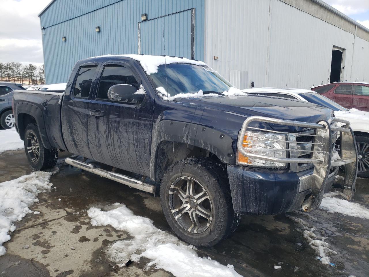 2010 Chevrolet Silverado VIN 1GCSCREA7AZ168026 Copart auction photo, front end / rear end damage thumbnail 4
