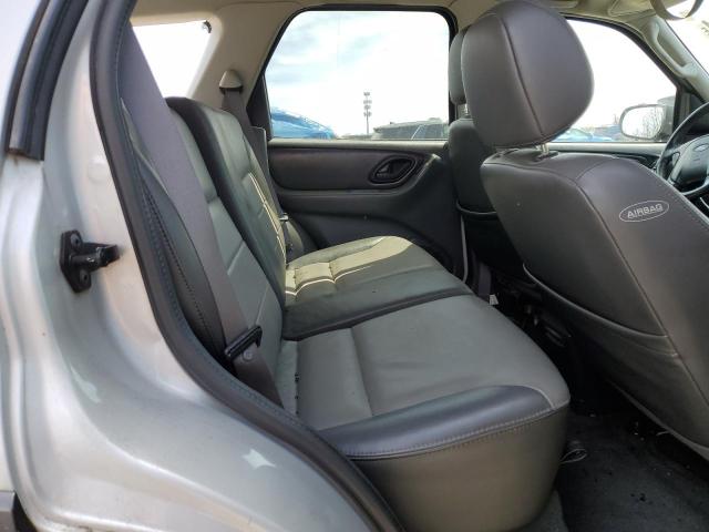 2004 Ford Escape VIN 1FMCU93174KA88254 Copart auction photo, rear end / minor dent/scratches damage thumbnail 10