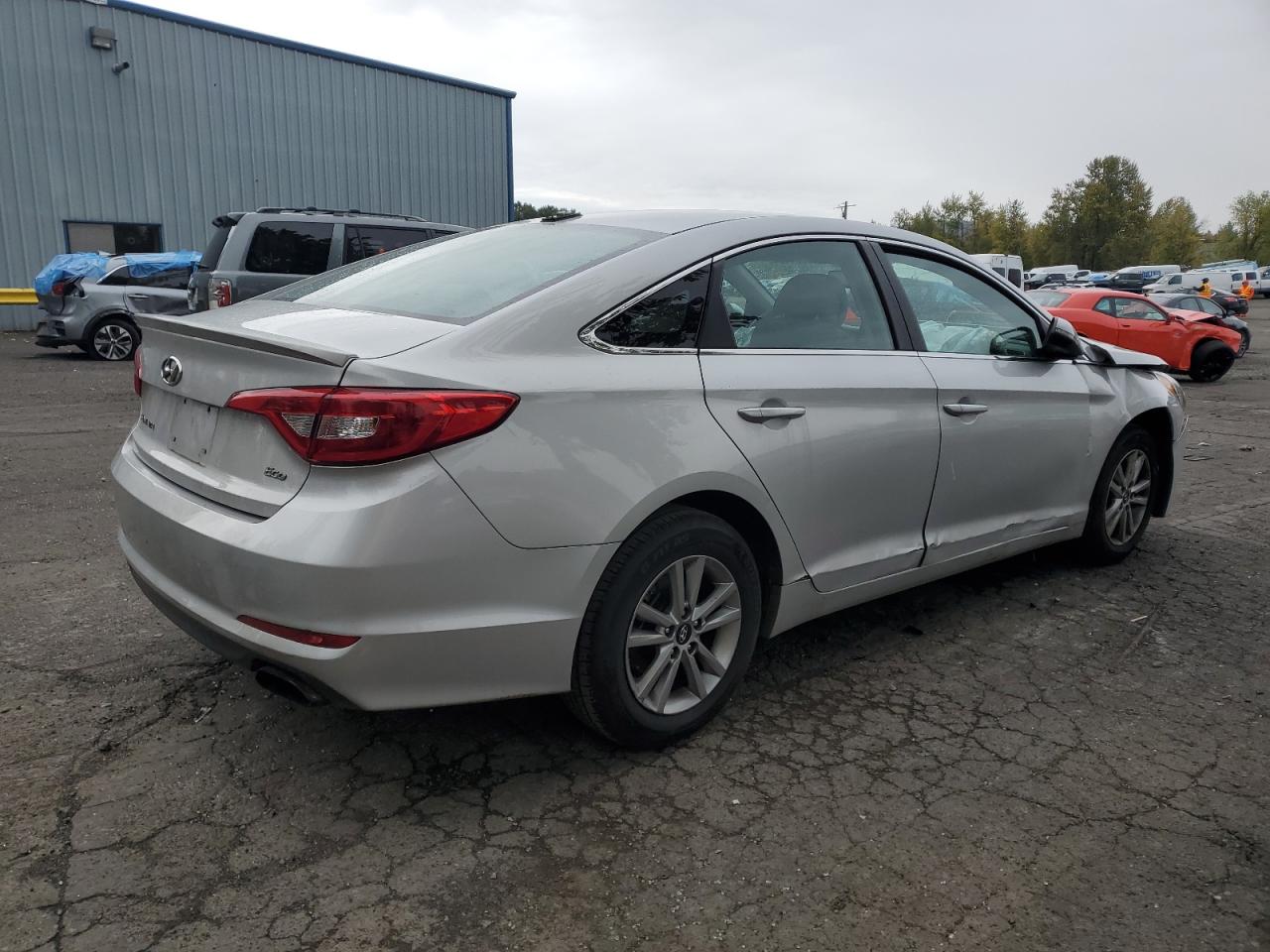 2015 Hyundai Sonata VIN 5NPE24AA1FH131352 Copart auction photo, front end / side damage thumbnail 3