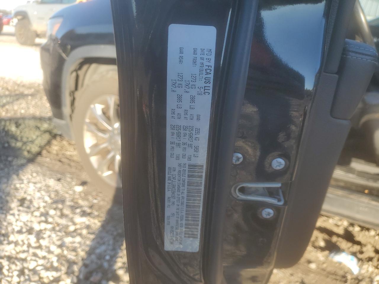 2019 Jeep Grand Cherokee VIN 1C4PJLLB0KD204187 Copart auction photo, front end damage thumbnail 15