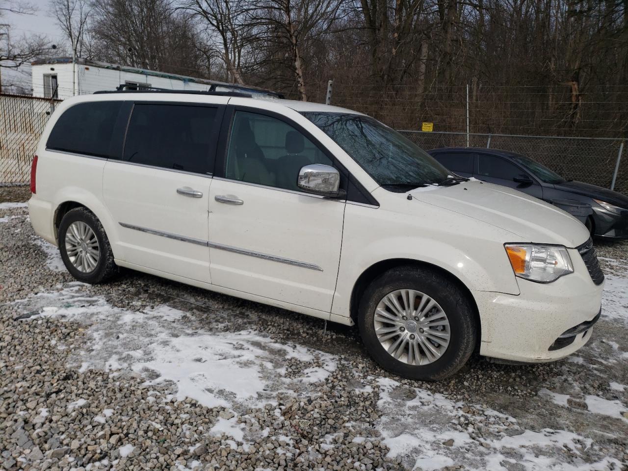 2012 Chrysler Town & Country VIN 2C4RC1CG8CR227993 Copart auction photo, front end / side damage thumbnail 4