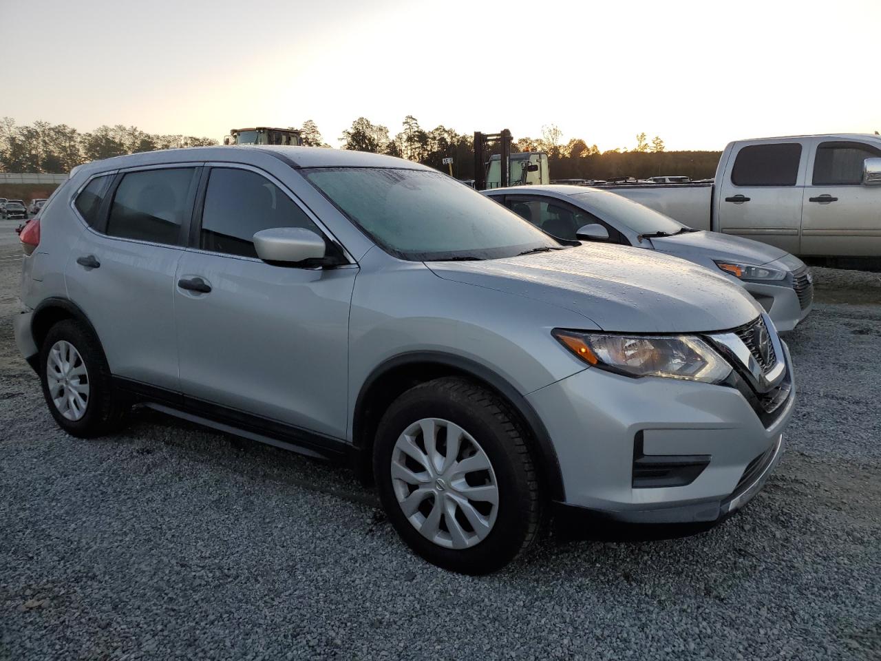 2020 Nissan Rogue VIN 5N1AT2MTXLC752833 Copart auction photo, rear end damage thumbnail 4