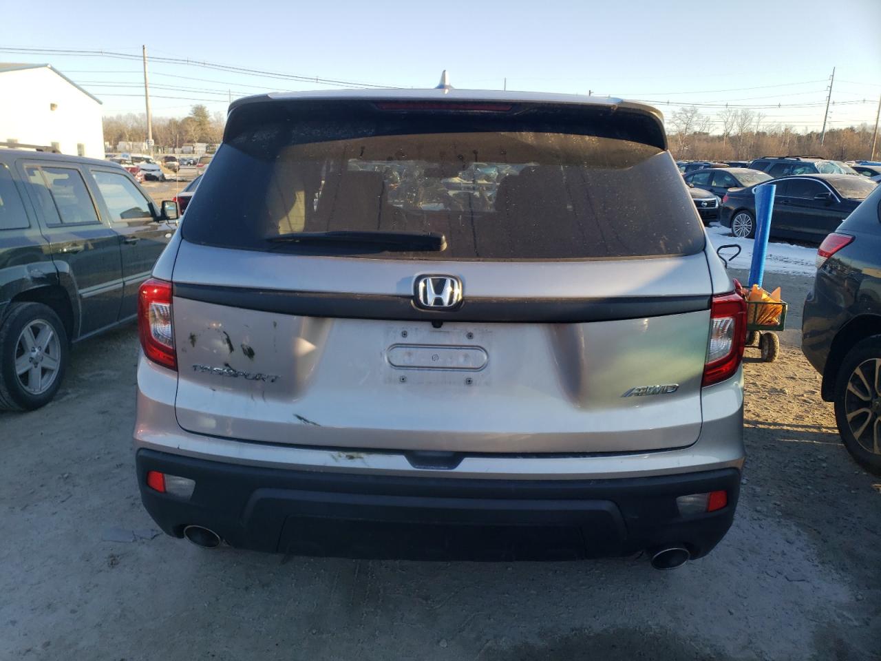 2019 Honda Passport VIN 5FNYF8H20KB020033 Copart auction photo, front end damage thumbnail 6