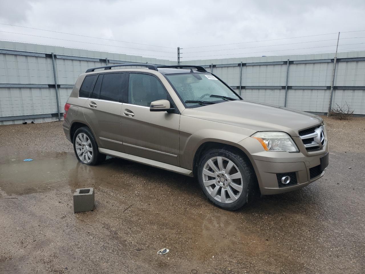 2010 Mercedes-Benz GLK-klasse VIN WDCGG8HB4AF405141 Copart auction photo, mechanical / minor dent/scratches damage thumbnail 4