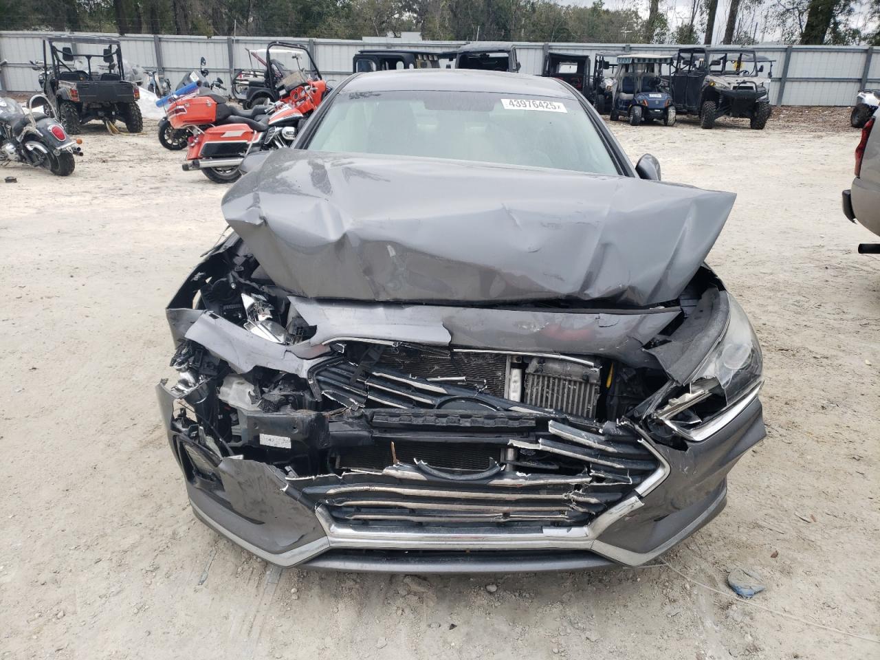 2018 Hyundai Sonata VIN 5NPE24AA2JH724100 Copart auction photo, front end / minor dent/scratches damage thumbnail 5
