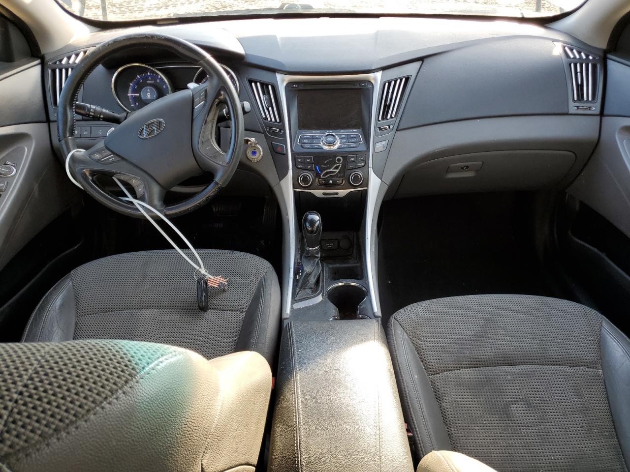 2012 Hyundai Sonata VIN 5NPEC4AB5CH410739 Copart auction photo, front end / minor dent/scratches damage thumbnail 8
