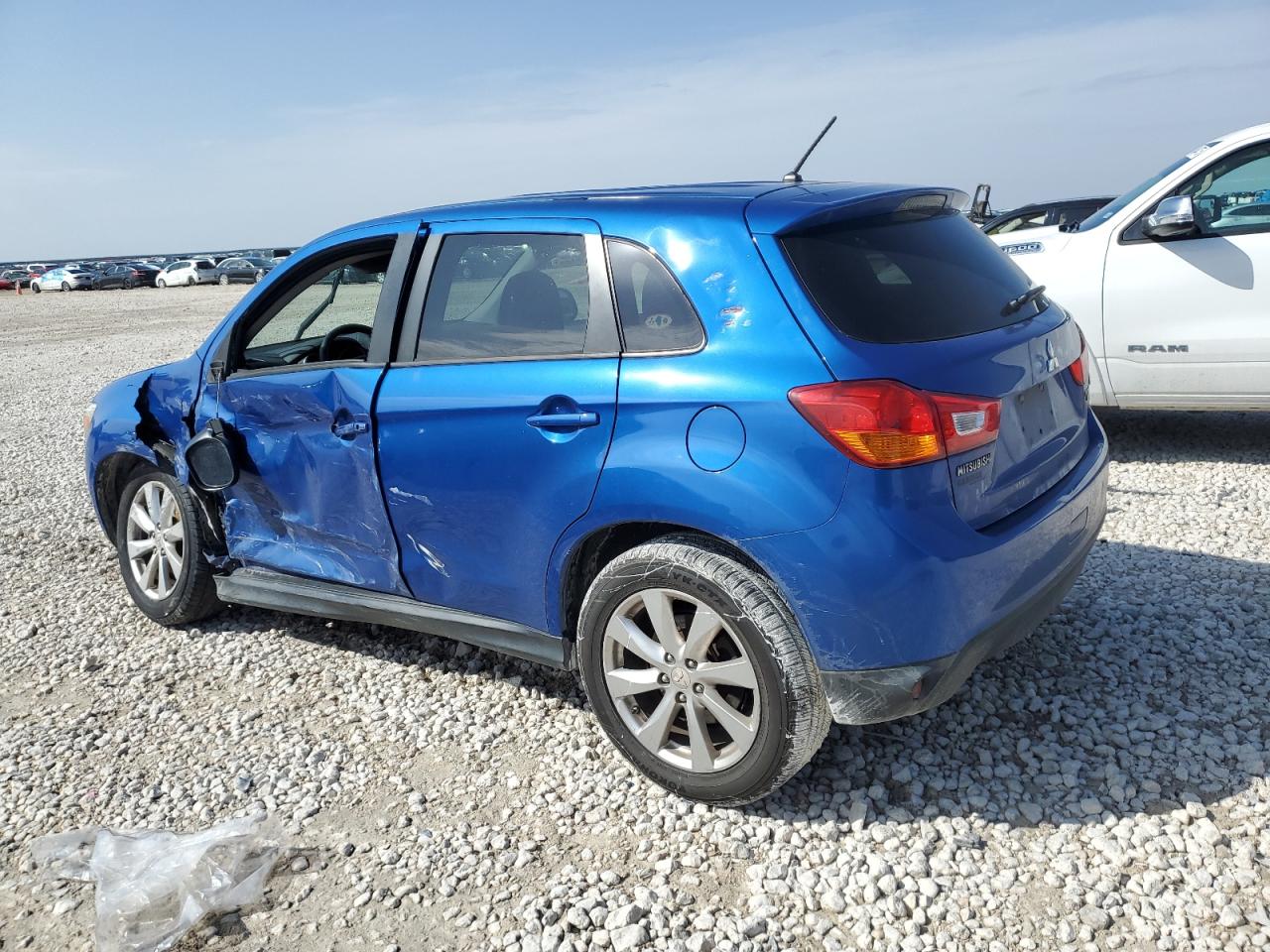 2015 Mitsubishi Outlander VIN 4A4AP3AU5FE024382 Copart auction photo, side damage thumbnail 2